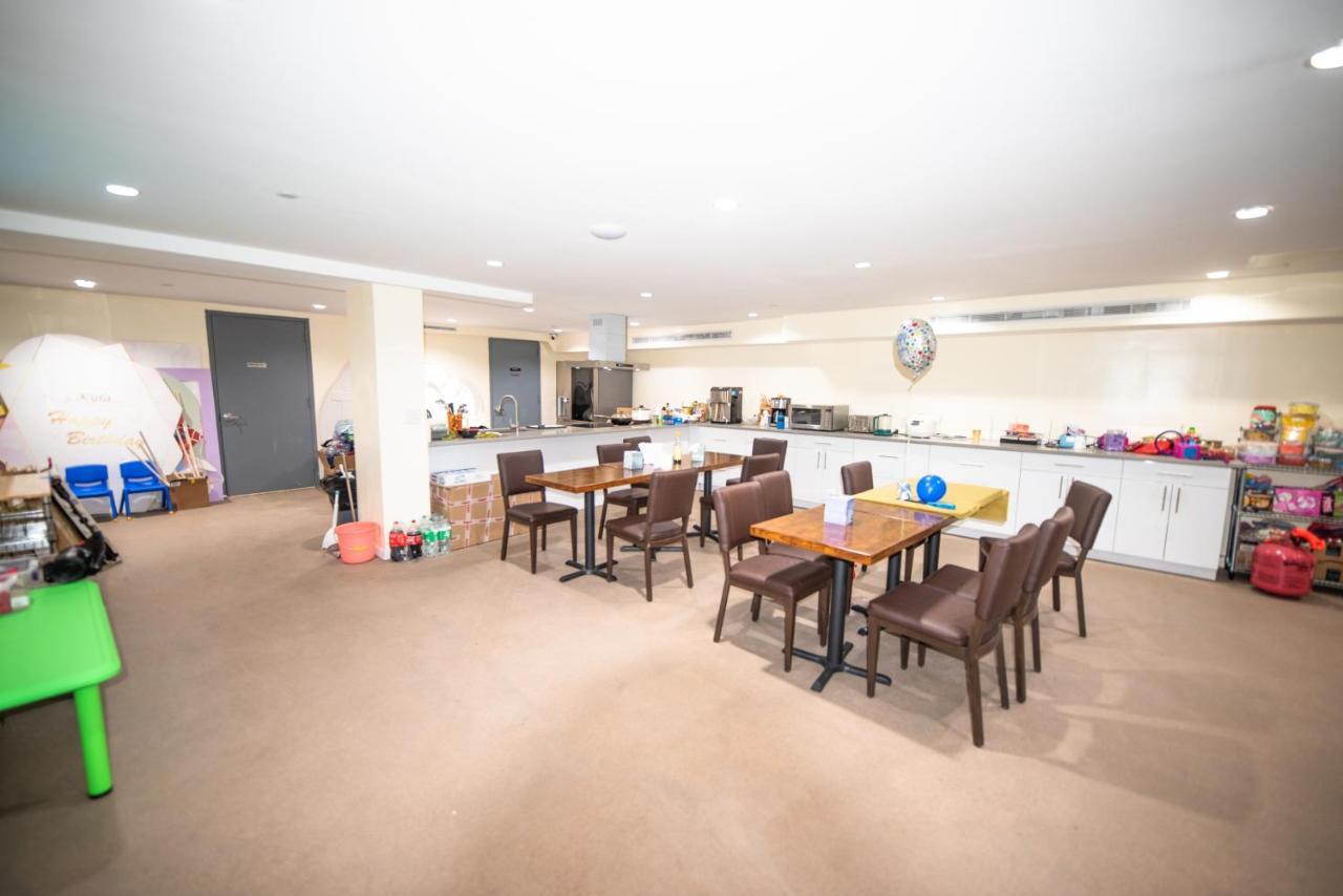 Flushing Garden Hotel New York Bagian luar foto